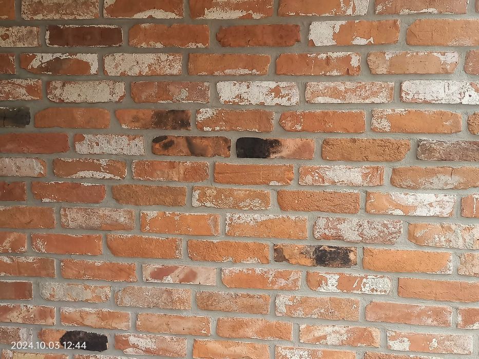 Vand caramida aparenta rustica