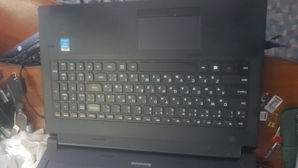 Ноутбук B50-70 В отличном состоянии.