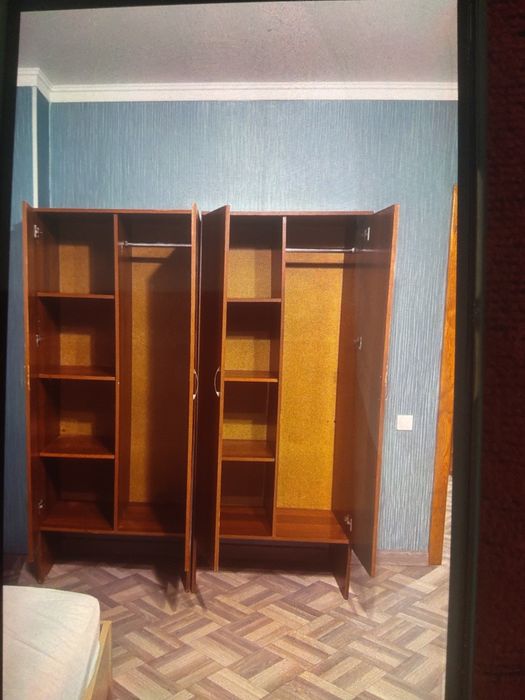 Шкаф        шкаф