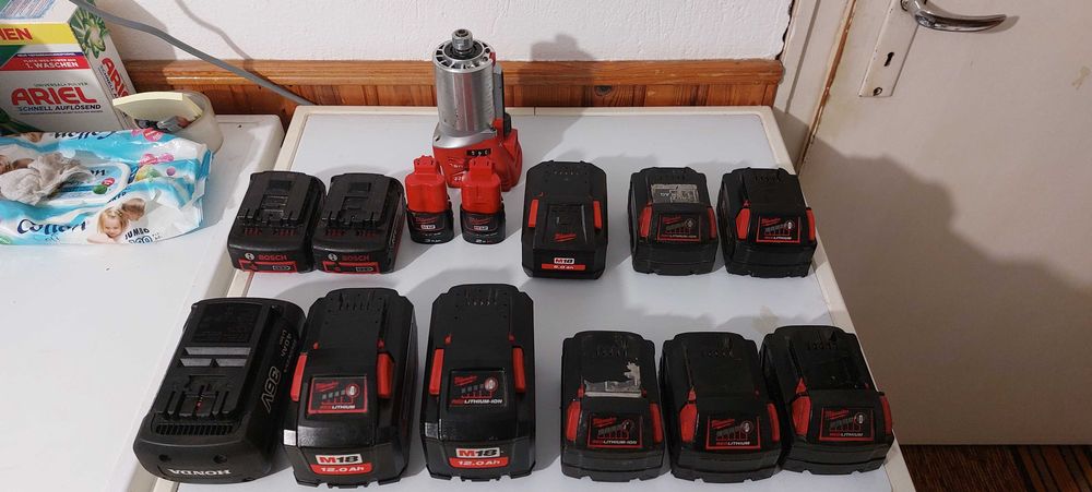 Батерии MILWAUKEE