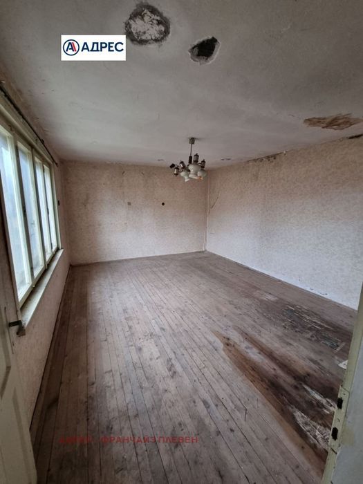 Къща в Плевен, област-гр.Долни Дъбник площ 179 цена 120000