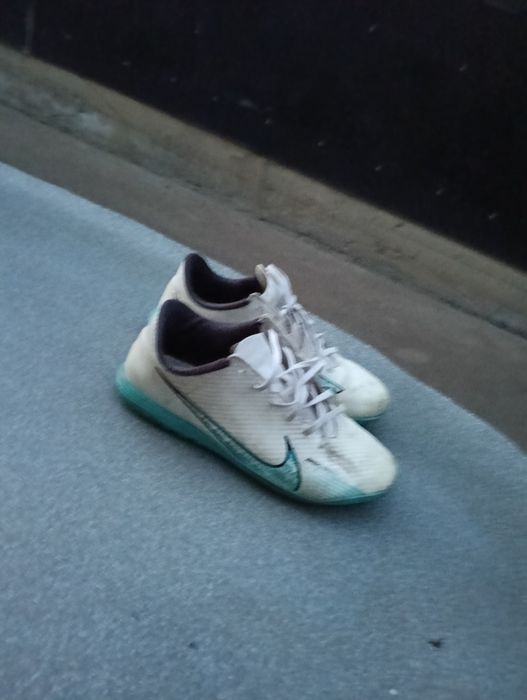 Ghete de fotbal nike