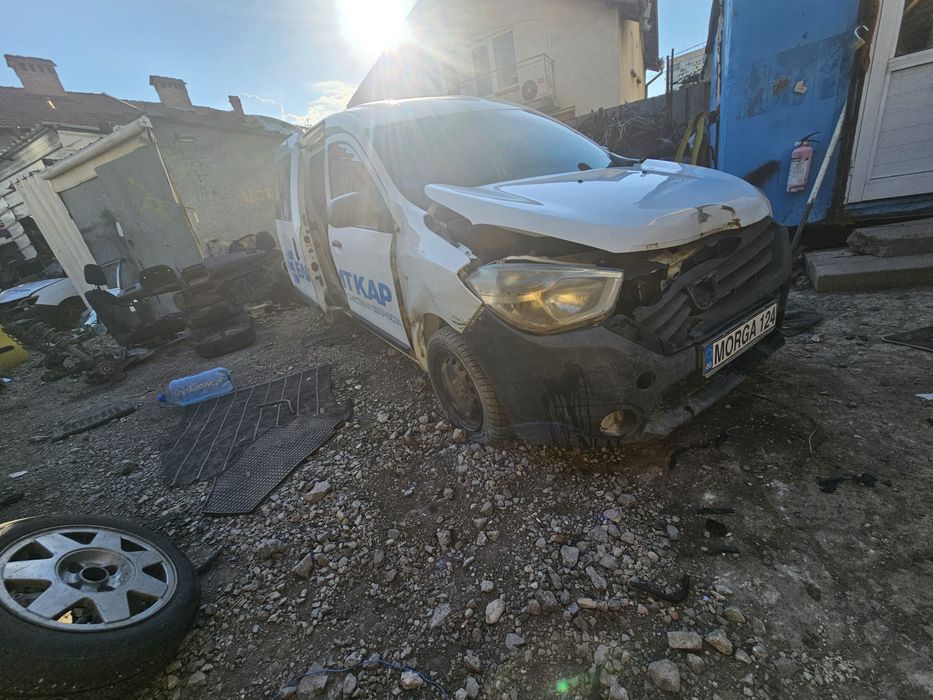 Dacia Dokker 1.6i На части