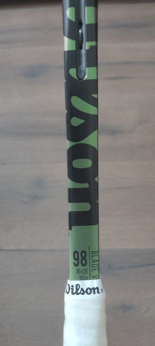 wilson blade 98 v. 8