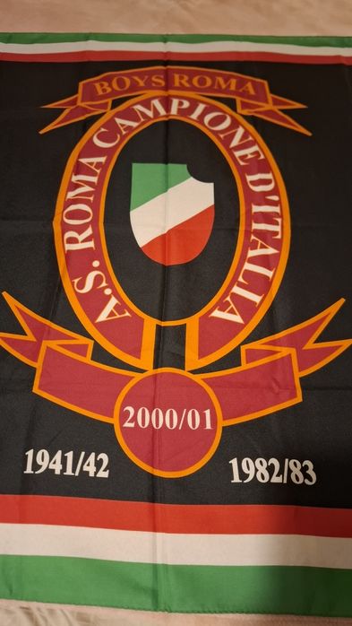 Футболни шалове ,тениски и знаме