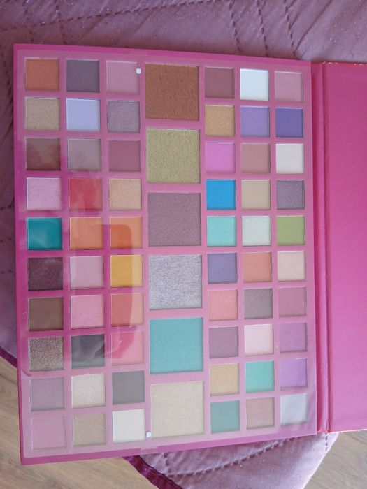 Палитра Revolution