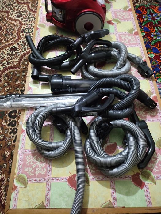 Samsung Palesoslari Sotiladi.3 Oy Kafolati bor.