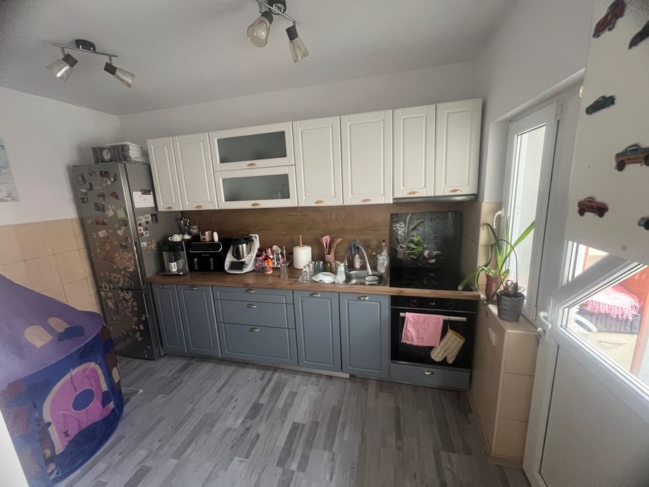 Casă de vânzare!!!