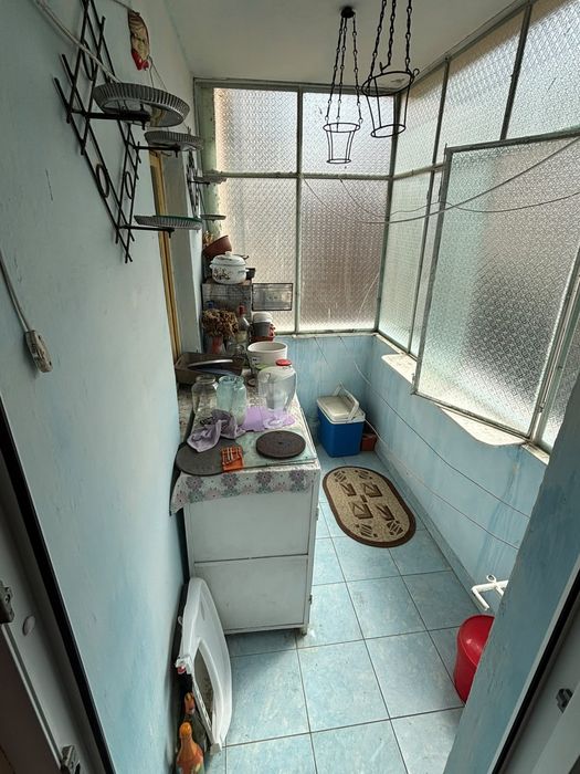 Vand apartament 2 camere