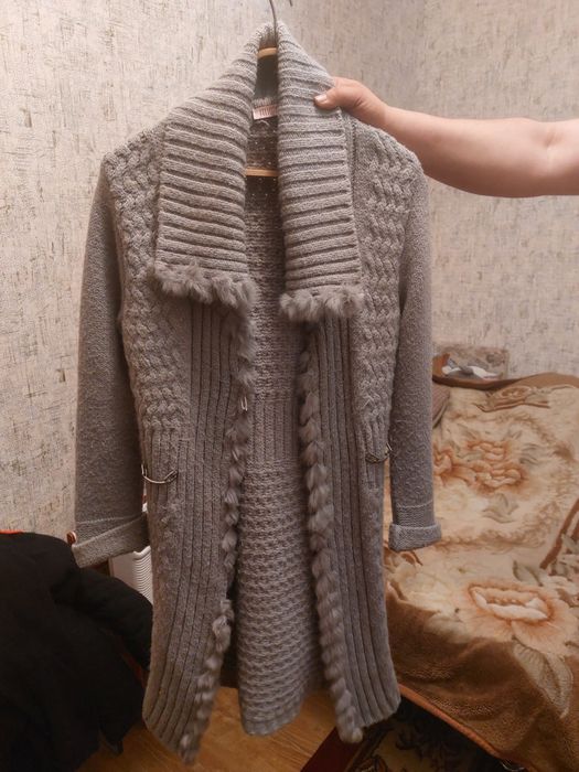 Продам женскую одежду на выход