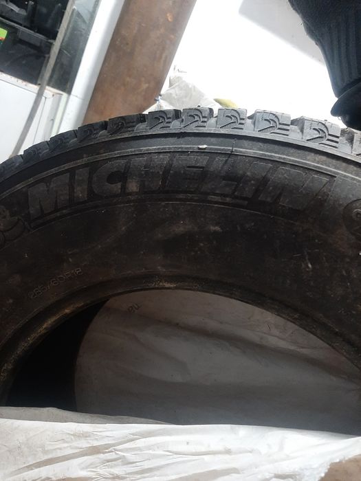 Продам шины недорого