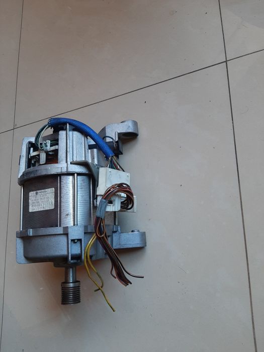 Електромотор пералня AEG Lavamat