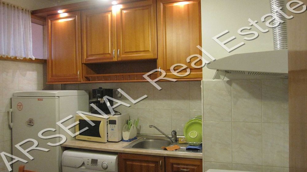 Дава се под наем Двустаен апартамент в София, Център - 65 кв.м за 500 € - Снимка #1