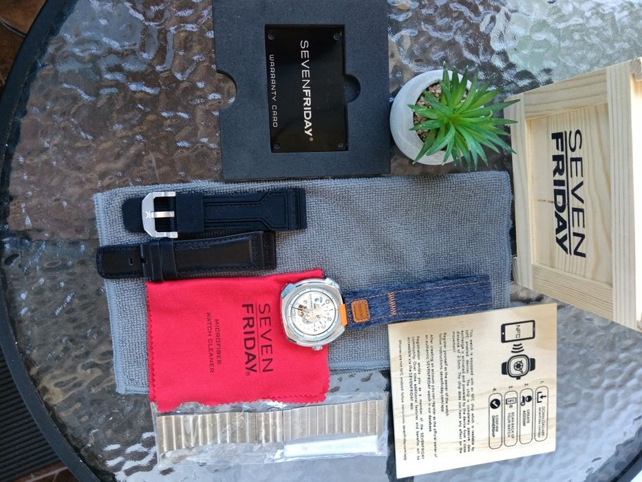 Ceas sevenfriday