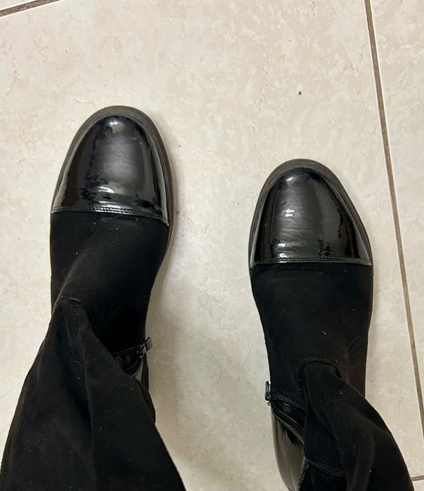 Дамски високи велурени ботуши със скрита платформа