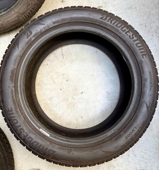 Anvelope iarna 205.55.17’ Bridgestone 2buc.