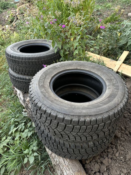 Зимние шины Maxxis б/у