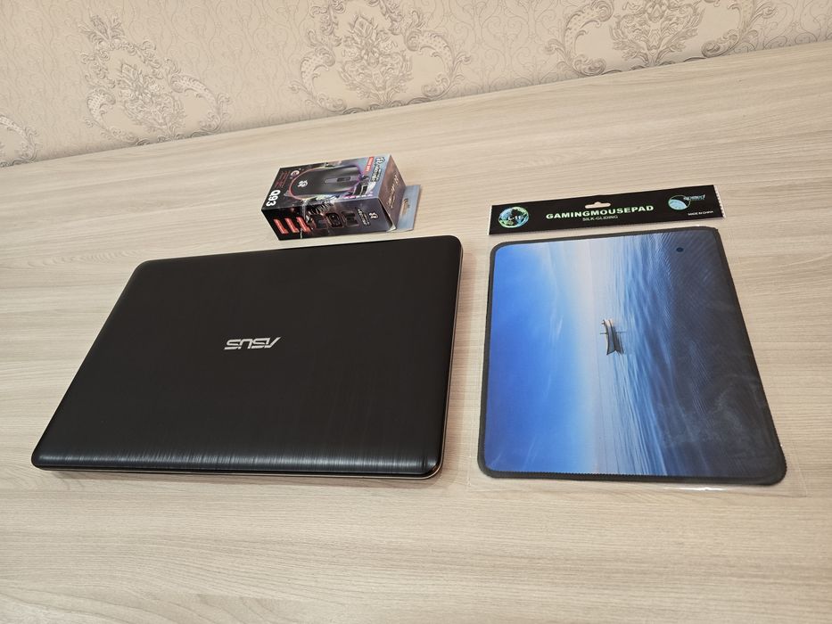 ASUS, Core i3, Ram 8Gb, SSD 256Gb, Full HD, в идеале