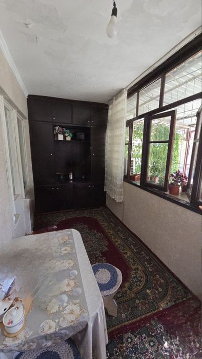 Продажа 3 хона 4 етаж 4 етажл 
Кора камиш 2/5
70 кв
Балкон 2*6