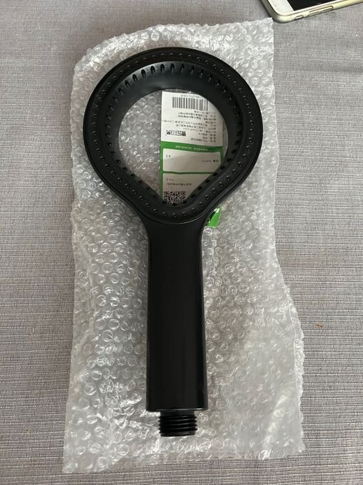 Душ слушалка с уникален дизайн