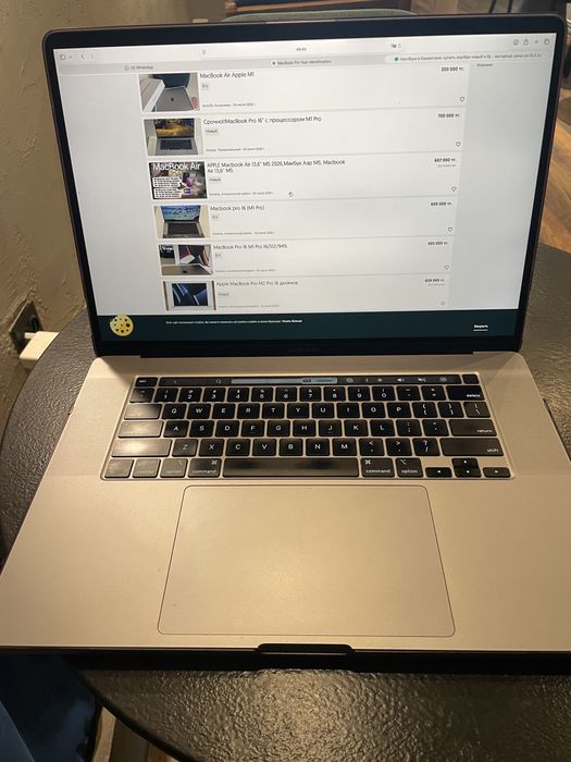 MacBook Pro 16-inch, 2019, Core i9, 16 GB RAM, 1TB SSD