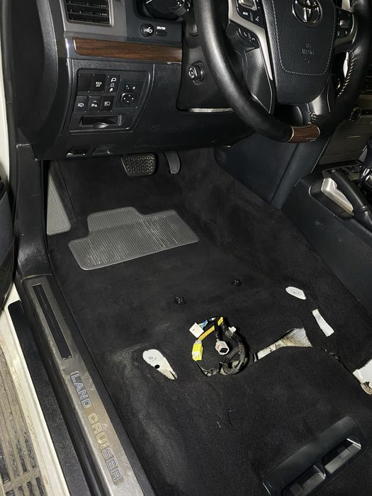 Проффесиональная химчистка авто