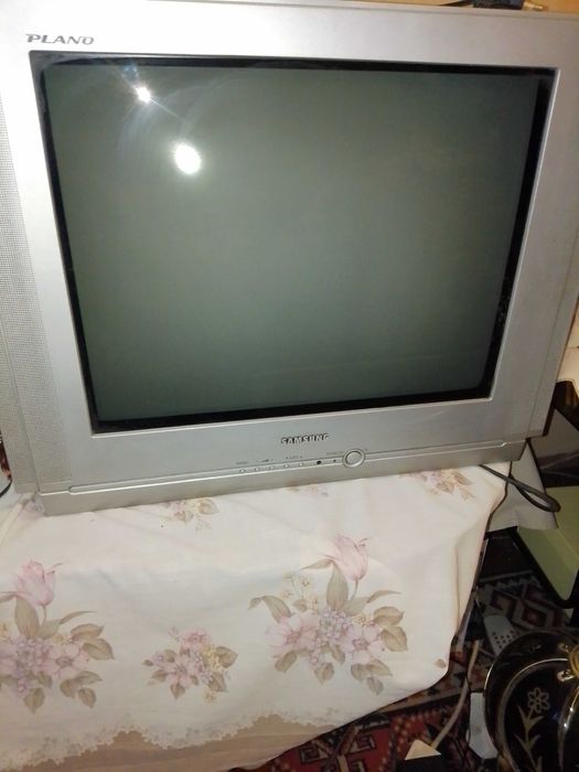 Продавам телевизори