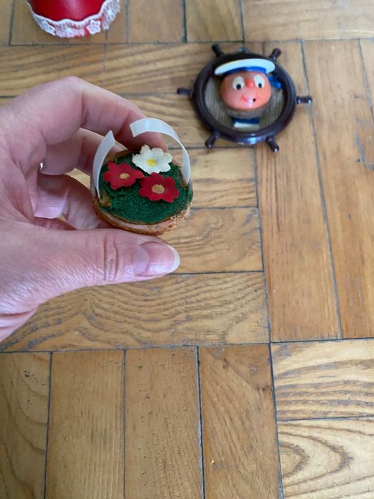 Сувенирни дървени статуетки Попай морякът и жена му