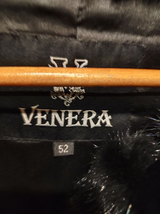 Продам норковую шубку.