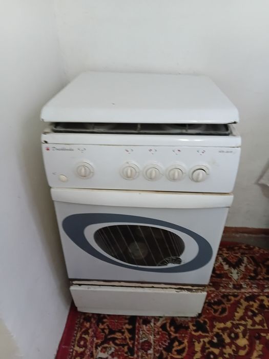 Газ плита в хорошем состоянии