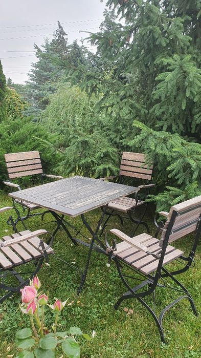 Masa cu scaune pt gradina