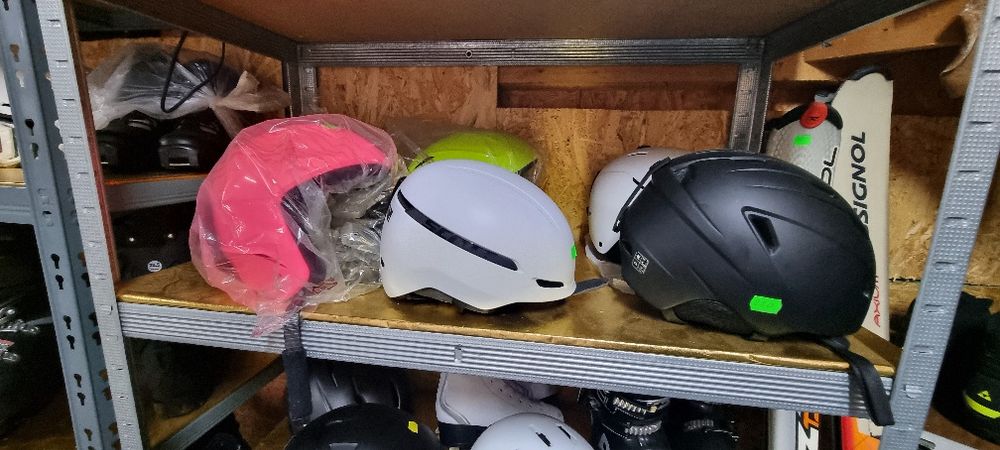 Casca schi ,everest scott ,salomon...