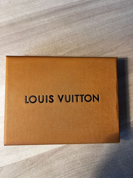 Louis Vuitton cardholder всякакви видове