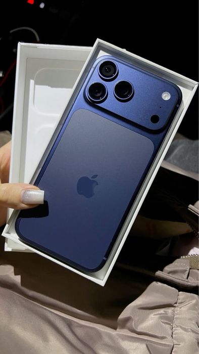 Айфон 17 про мах