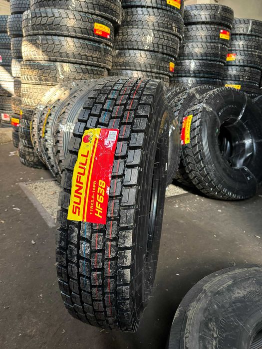 11R22.5 ведущая, универсальная змейка, рулевая. Грузовые шины, склад.