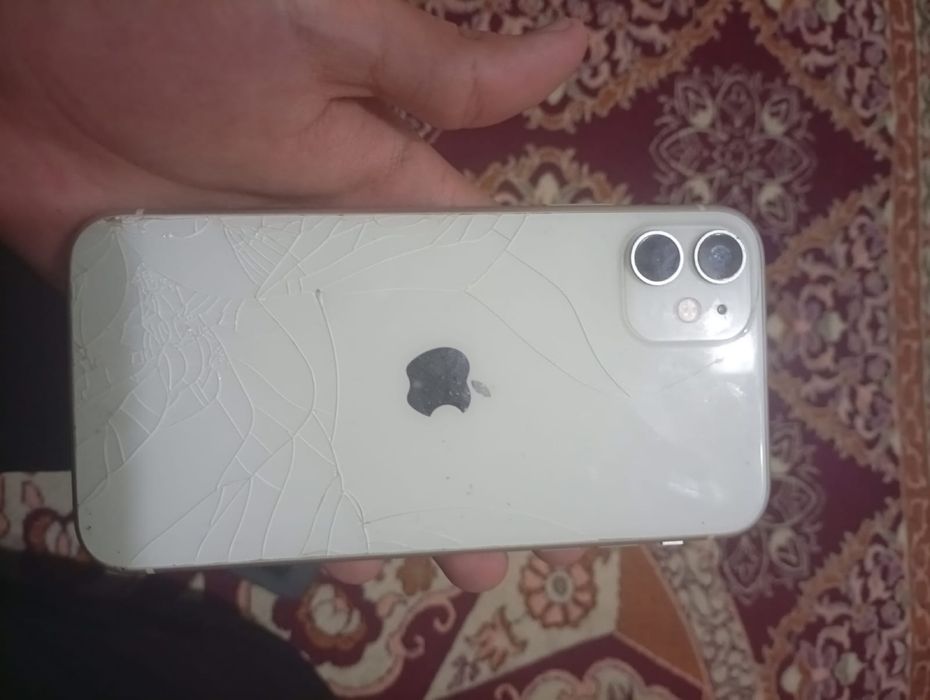 Айфон 11 128 гб 74%  обмен есть!