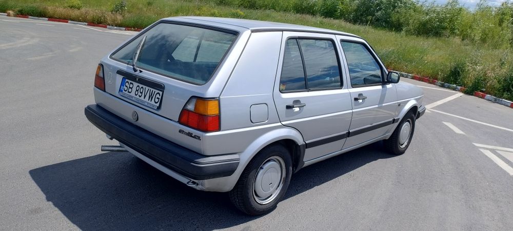 VOLKSWAGEN Golf 1989 — imagine 2