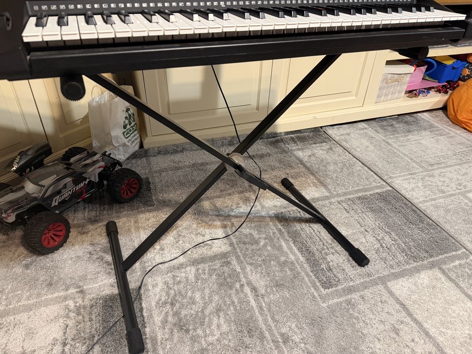 Orga Yamaha PSR E463