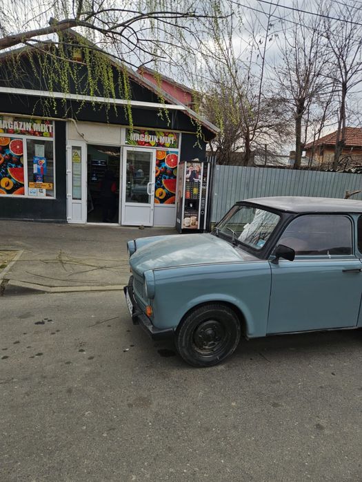 TRABANT 601 1989 — imagine 2