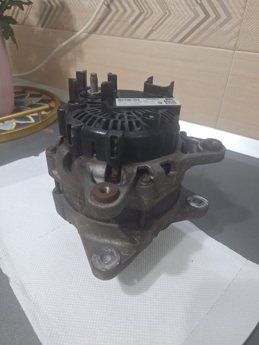 Alternator OEM Dacia Renault 2020 0.9 TCE
