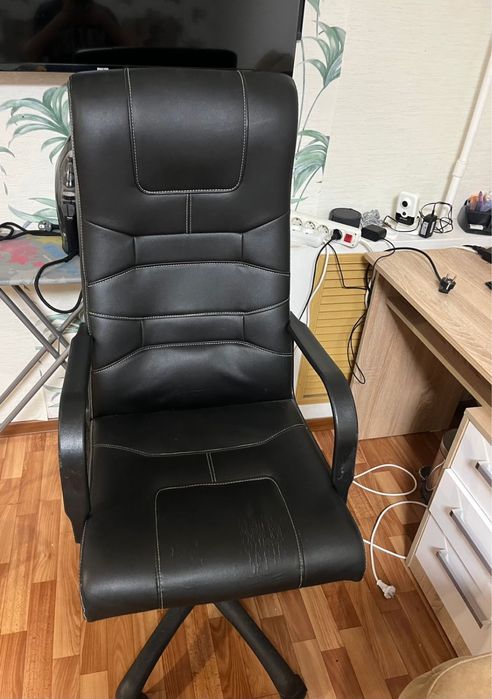 Рукаводительское кресло