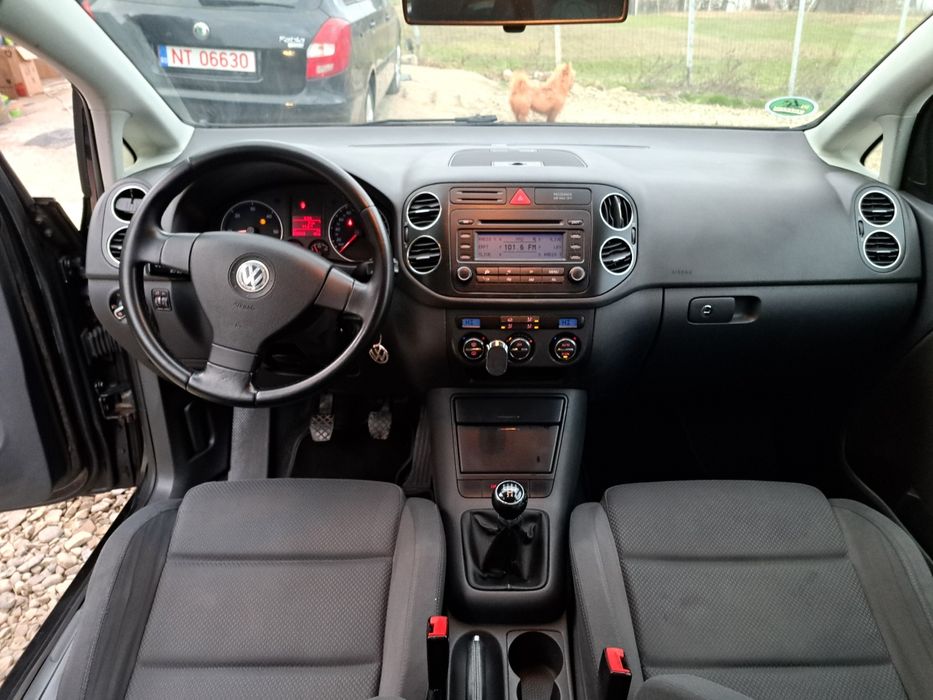 ** Volkswagen Golf Plus **