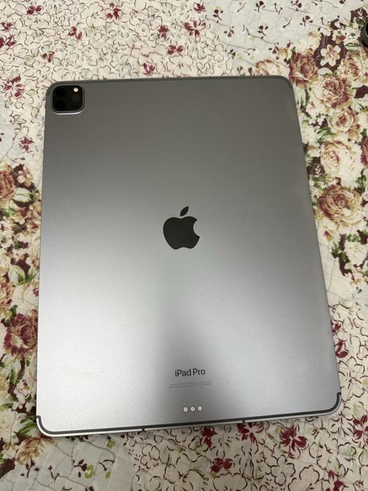 iPad Pro 12.9-inch 256gb 6-gen m2