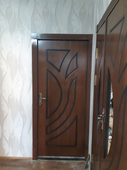 Eshik va romlar o‘rnatish xizmati.