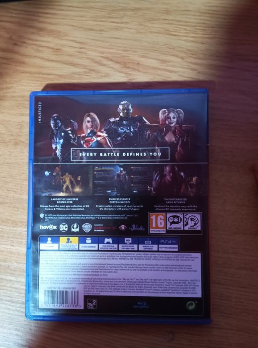 Vând injustice 2 ps 4