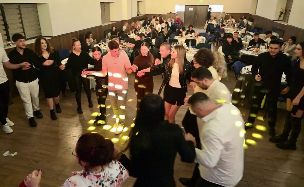 DJ evenimente, calitate si performanta + Servicii foto-video