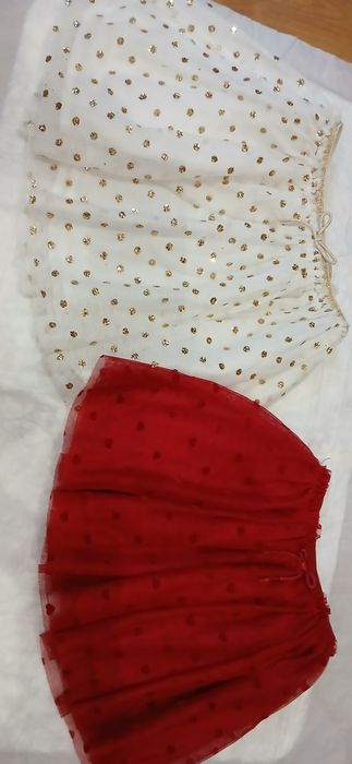 Коледни поли Н&М 4-8г
Бяла на