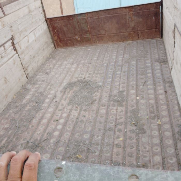 ЗИЛ сотилади минишга тайор балонлар янги матор килинган 7та 90талик