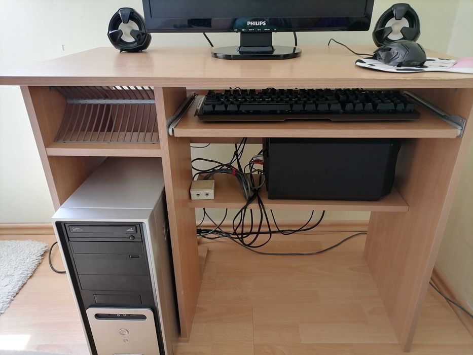 Calculator Delux pret 249 IEFTIN se poate repara usor