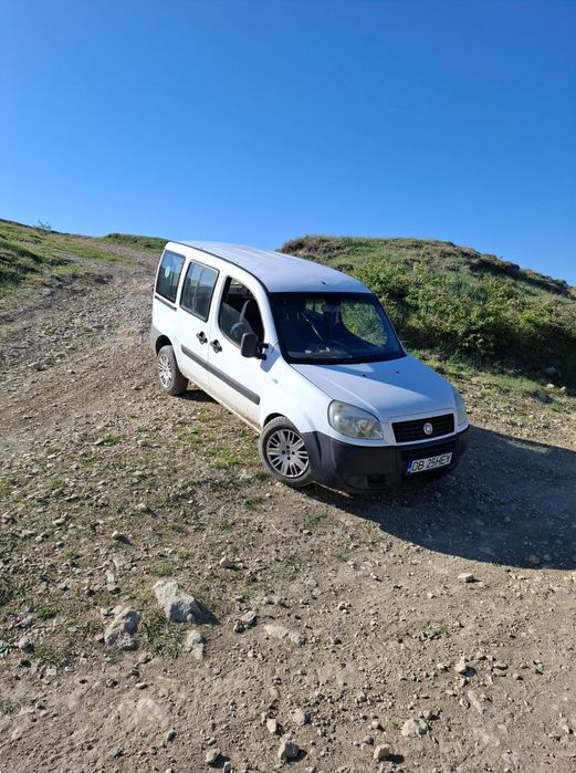 Vând Fiat Doblo 1.4 benzină, 77 CP, Euro 4, pentru reparat/dezmembrări ITP valabil.
